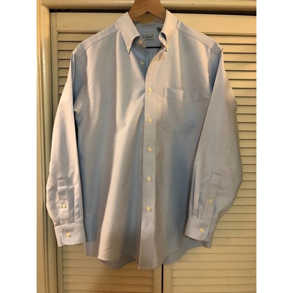 LL Bean Mens Shirt 15-32 Light Blue Button Up - Picture 1 of 8